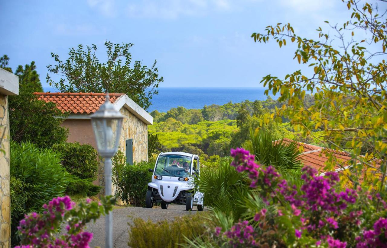 Hotel Amareclub Rocca Dorada Santa Margherita di Pula Zewnętrze zdjęcie